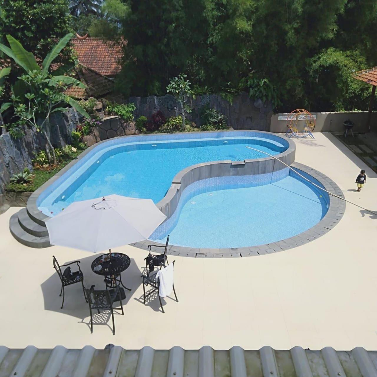 Villa Casa Bardolino Bogor